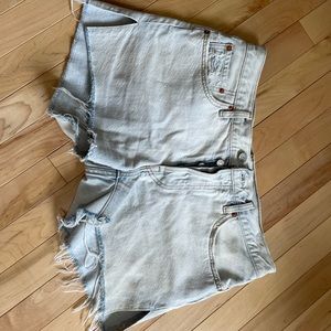Levi’s Light Demin Shorts